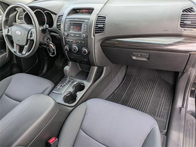 used 2013 Kia Sorento car, priced at $9,495