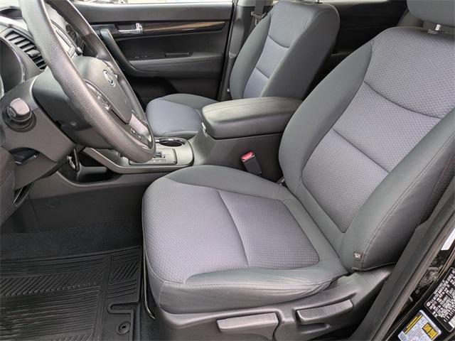 used 2013 Kia Sorento car, priced at $9,495