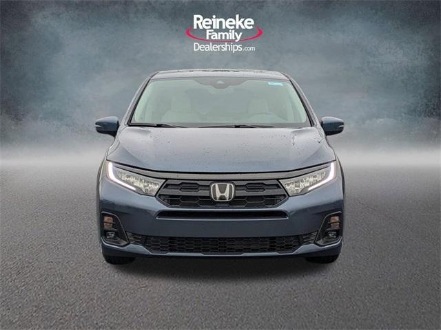new 2026 Honda Odyssey car, priced at $44,290