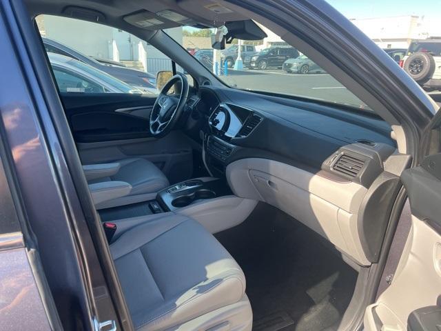 used 2022 Honda Pilot car, priced at $30,945