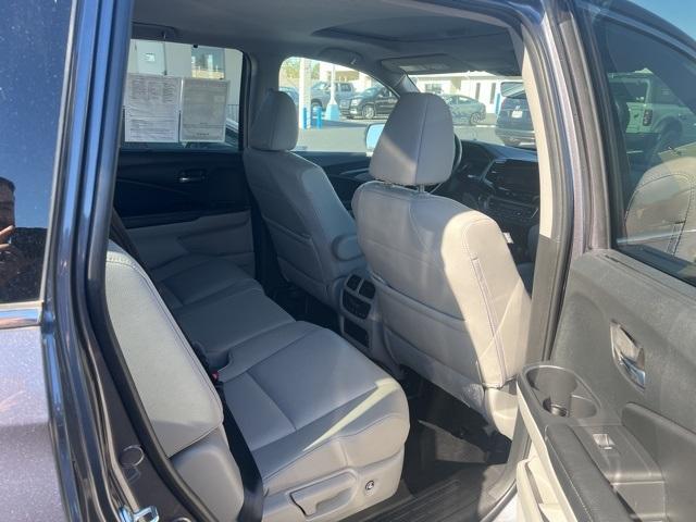 used 2022 Honda Pilot car, priced at $30,945