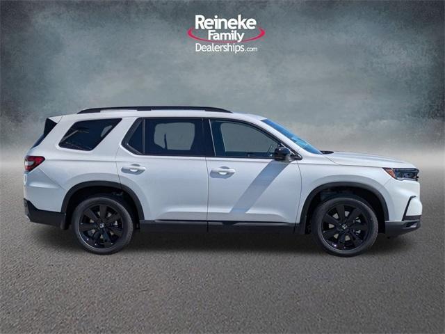 new 2025 Honda Pilot car, priced at $57,475