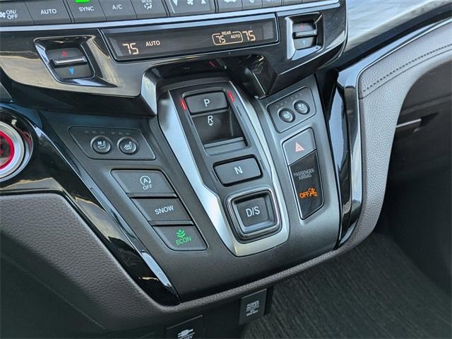 used 2025 Honda Odyssey car, priced at $46,995