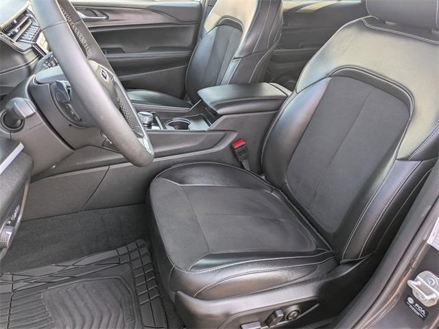 used 2024 Jeep Grand Cherokee L car, priced at $29,990