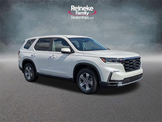 new 2025 Honda Pilot car, priced at $48,300