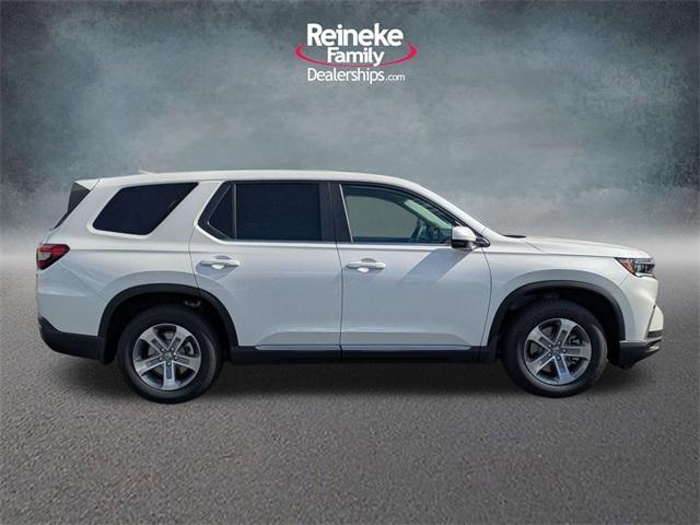 new 2025 Honda Pilot car, priced at $48,300