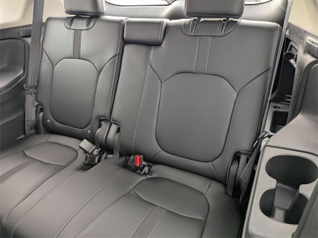 new 2025 Honda Pilot car, priced at $47,095