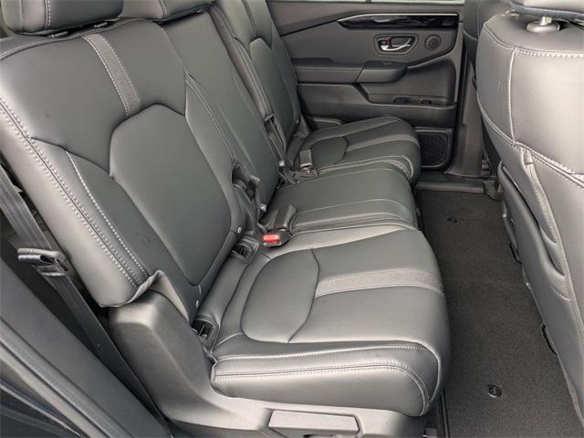 new 2025 Honda Pilot car, priced at $47,095