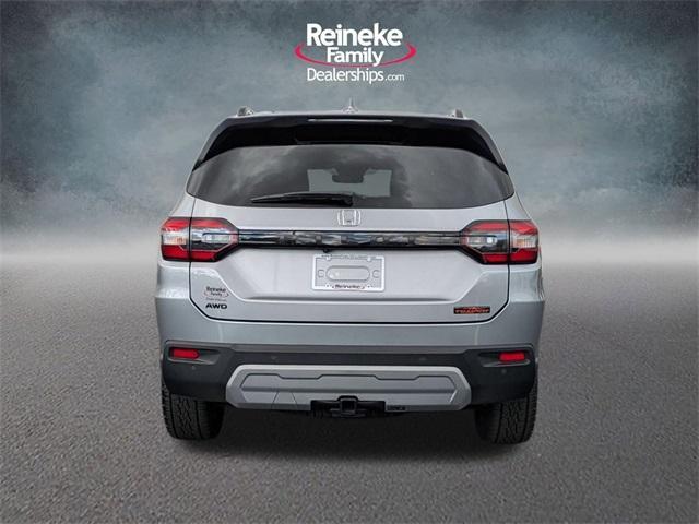 used 2025 Honda Pilot car, priced at $46,945