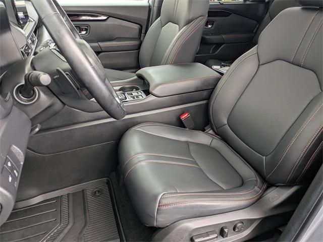 used 2025 Honda Pilot car, priced at $46,945