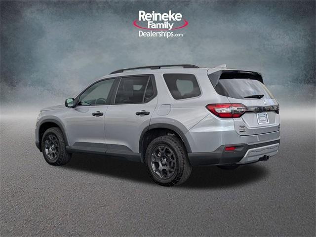 used 2025 Honda Pilot car, priced at $46,945