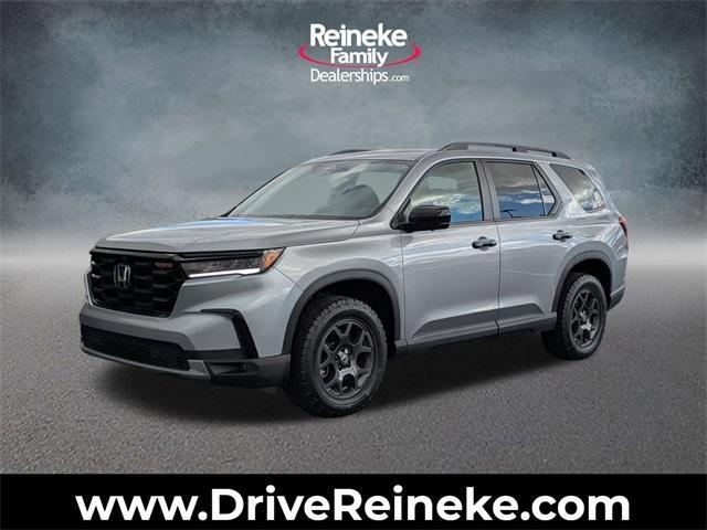 used 2025 Honda Pilot car, priced at $46,945