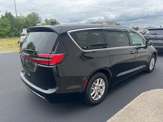 used 2024 Chrysler Pacifica car, priced at $33,445