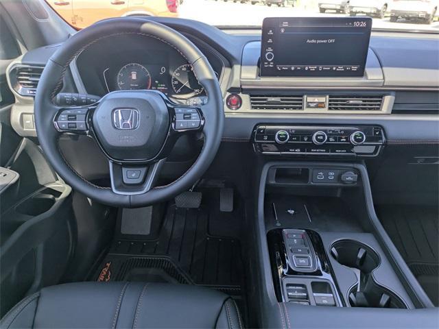 new 2025 Honda Pilot car, priced at $51,155