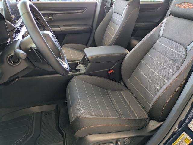new 2026 Honda CR-V Hybrid car, priced at $40,195