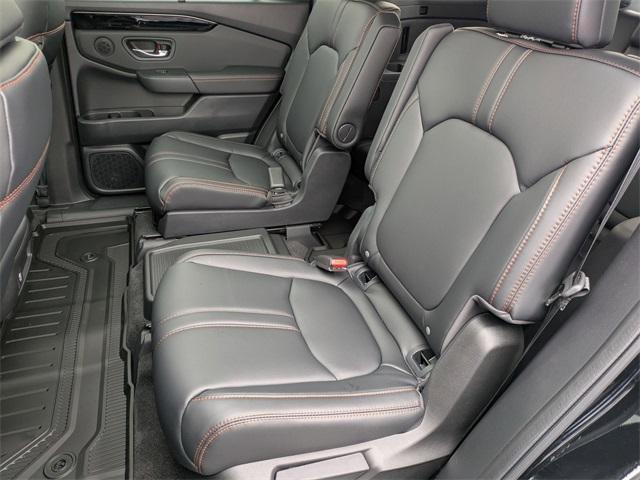 new 2025 Honda Pilot car, priced at $50,895