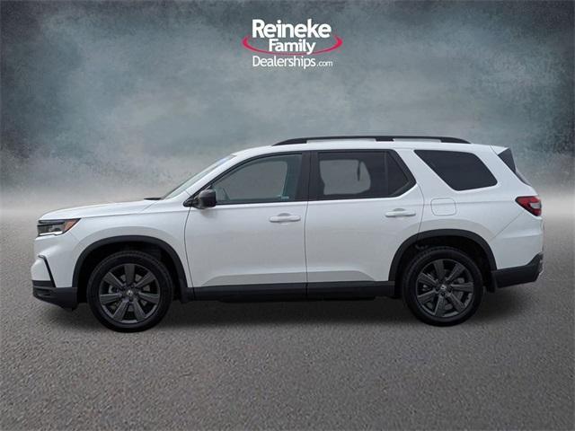 used 2025 Honda Pilot car, priced at $41,995