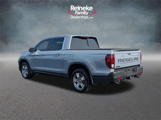 used 2025 Honda Ridgeline car, priced at $38,995
