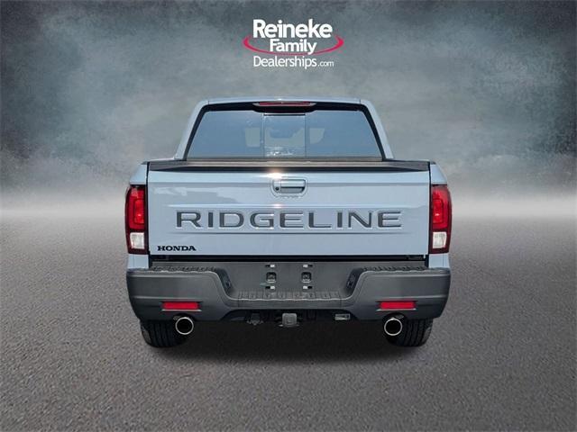 used 2025 Honda Ridgeline car, priced at $38,995