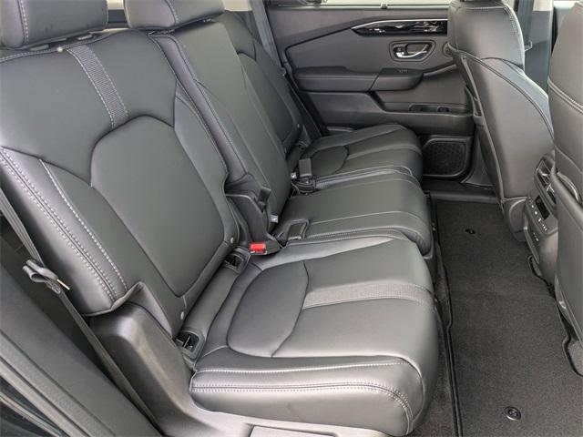 new 2025 Honda Pilot car, priced at $47,095