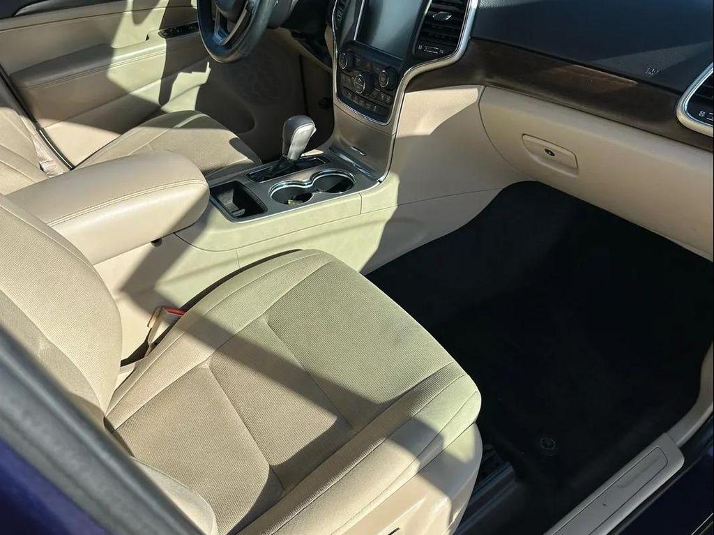 used 2017 Jeep Grand Cherokee car, priced at $14,490