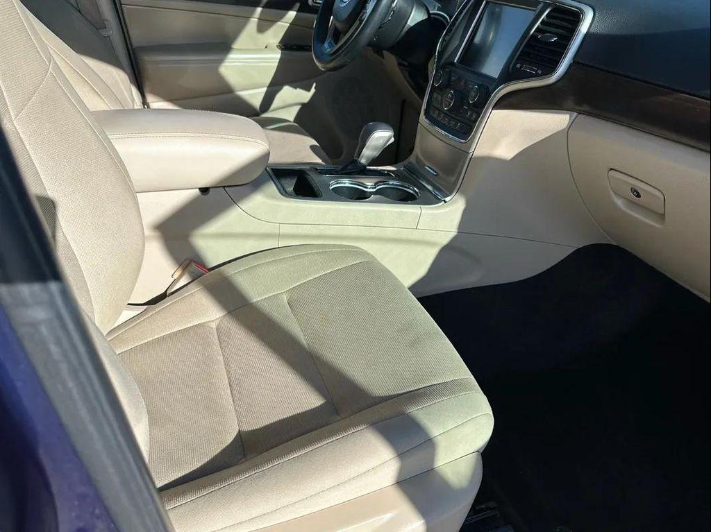 used 2017 Jeep Grand Cherokee car, priced at $14,490