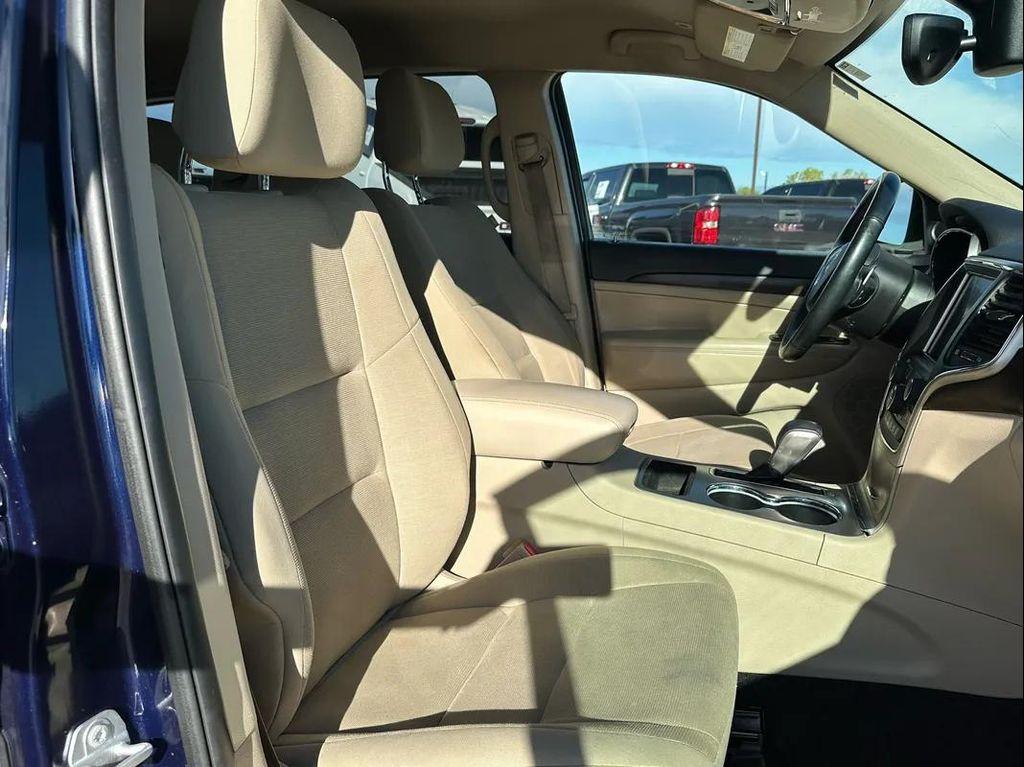 used 2017 Jeep Grand Cherokee car, priced at $14,490
