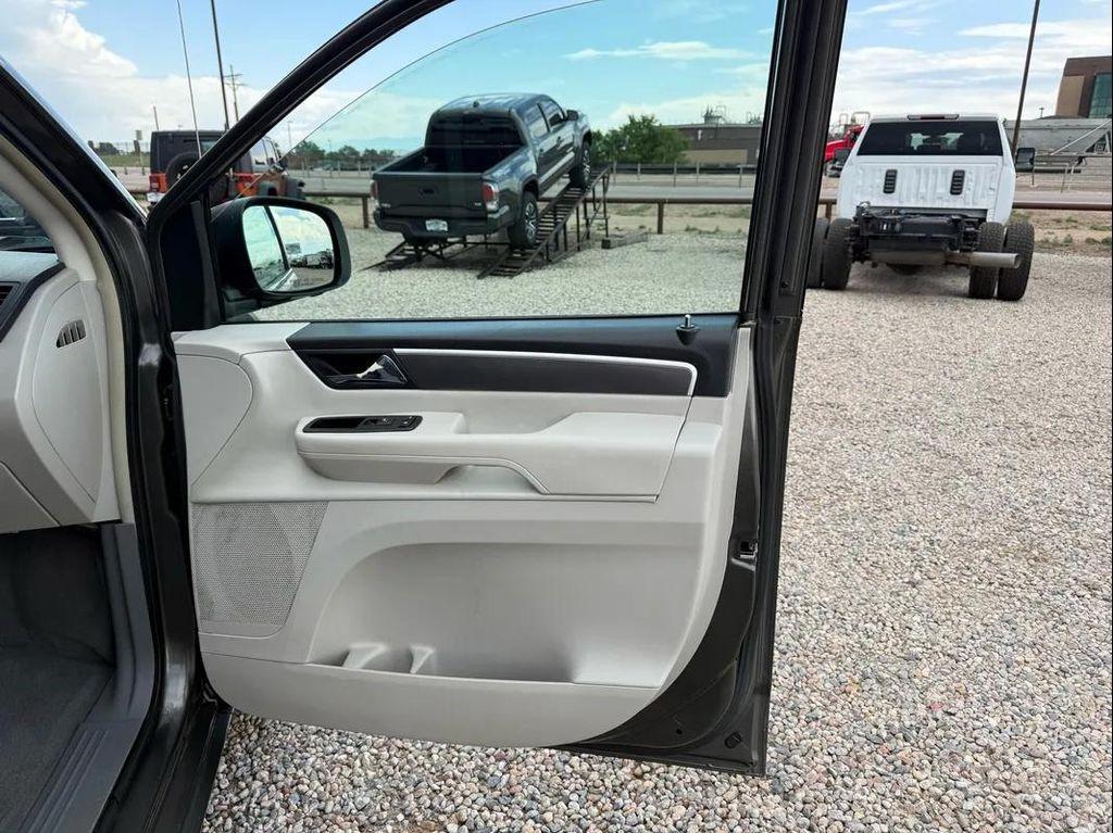 used 2010 Volkswagen Routan car, priced at $7,700