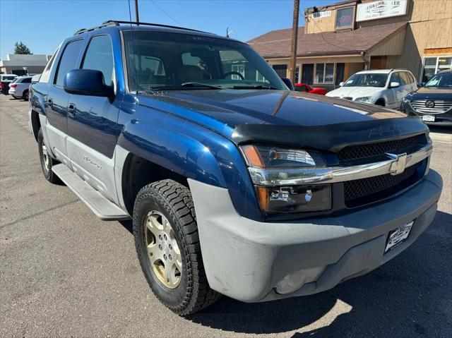 used 2002 Chevrolet Avalanche car, priced at $5,650