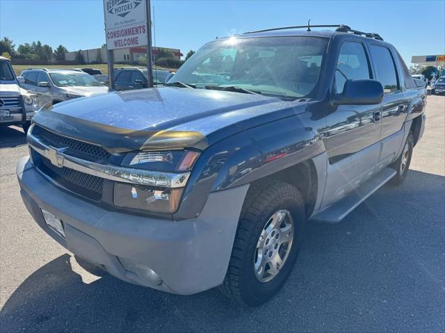 used 2002 Chevrolet Avalanche car, priced at $5,650