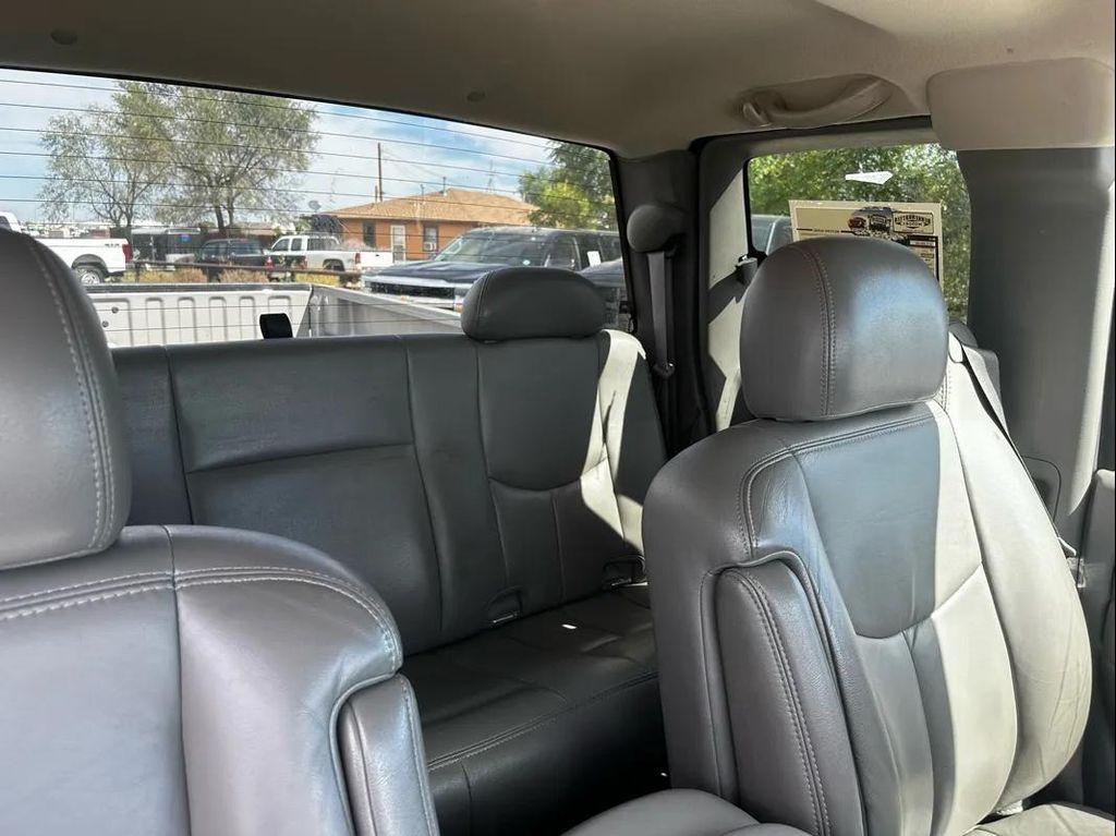 used 2005 GMC Sierra 2500 car, priced at $12,980
