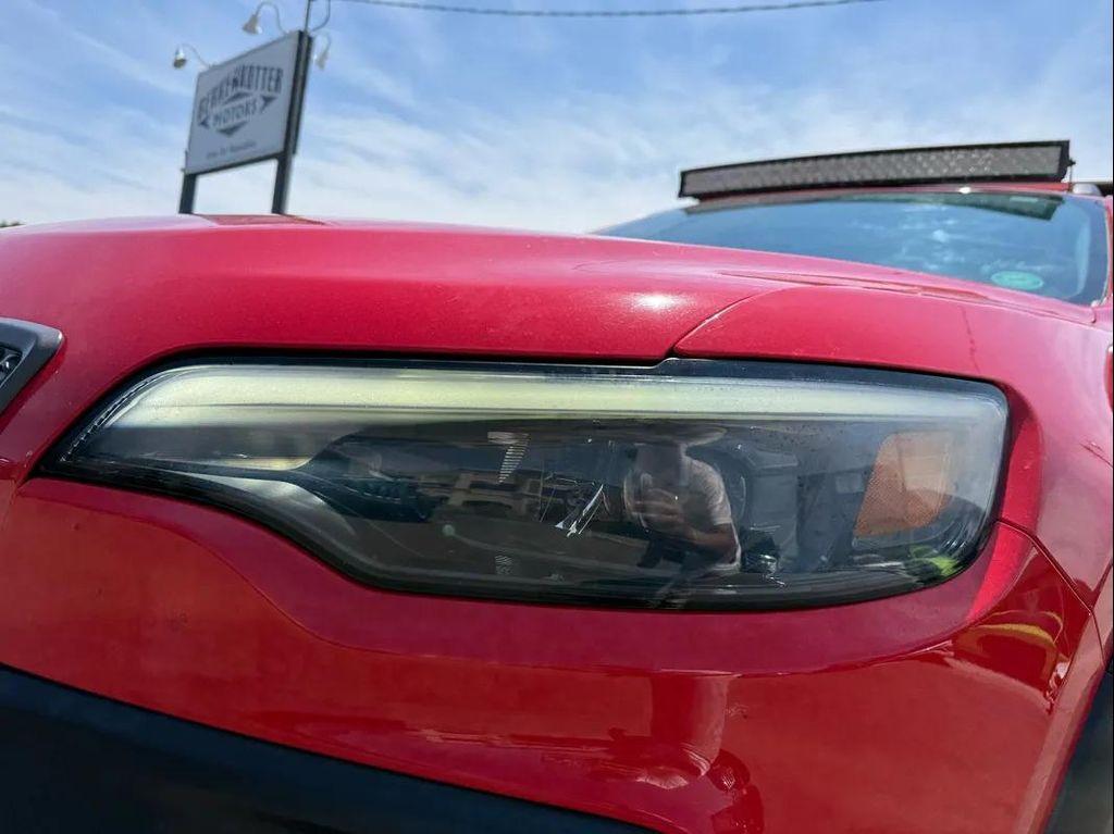 used 2019 Jeep Cherokee car, priced at $18,000