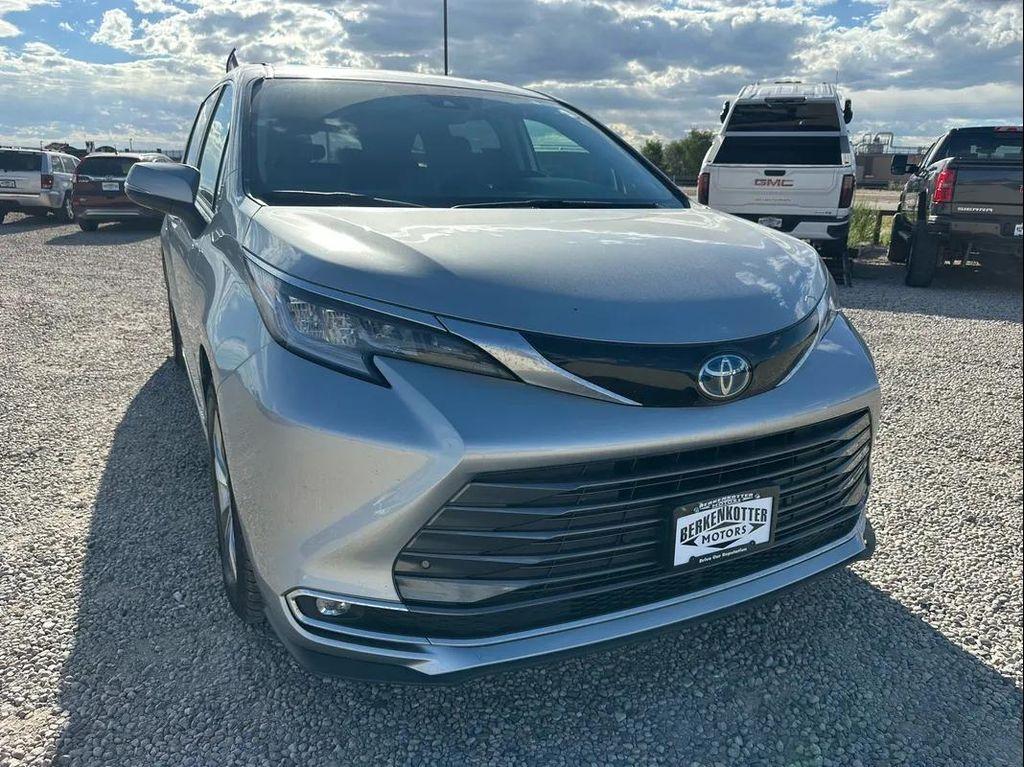 used 2021 Toyota Sienna car, priced at $42,400