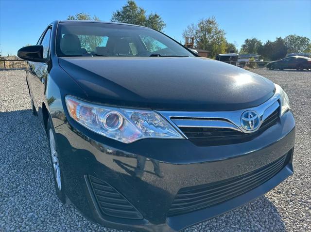 used 2014 Toyota Camry Hybrid car, priced at $13,890