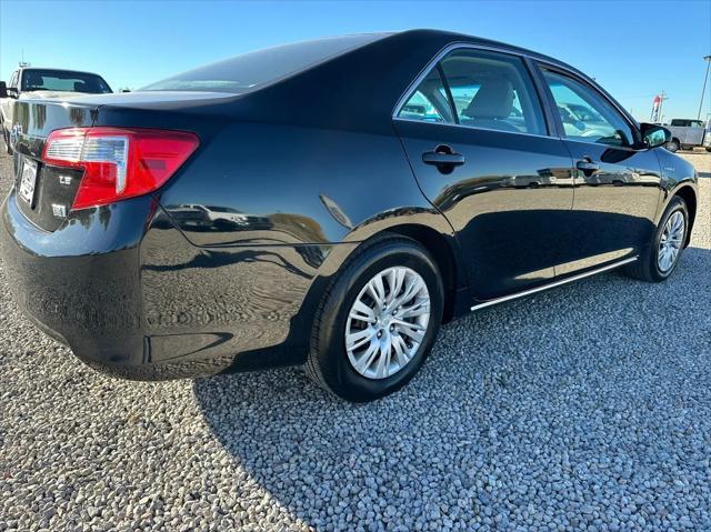 used 2014 Toyota Camry Hybrid car, priced at $13,890