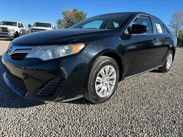 used 2014 Toyota Camry Hybrid car, priced at $13,890