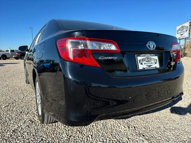 used 2014 Toyota Camry Hybrid car, priced at $13,890