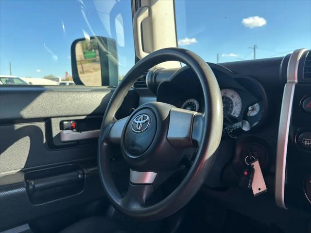 used 2007 Toyota FJ Cruiser car, priced at $15,980