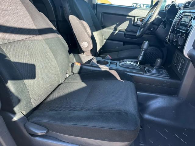used 2007 Toyota FJ Cruiser car, priced at $15,980