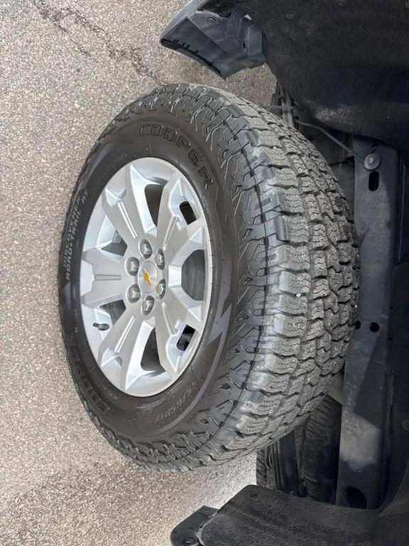 used 2022 Chevrolet Colorado car, priced at $22,400
