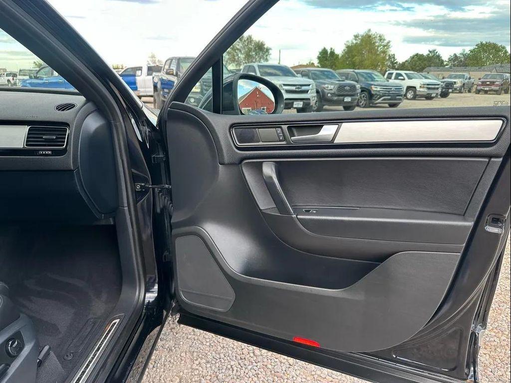 used 2014 Volkswagen Touareg car, priced at $10,900