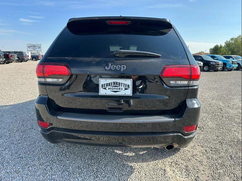 used 2021 Jeep Grand Cherokee car, priced at $19,905