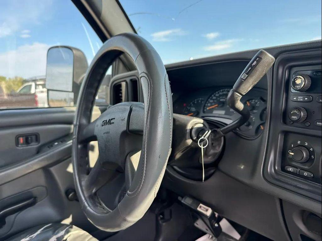 used 2004 GMC Sierra 2500 car, priced at $12,980