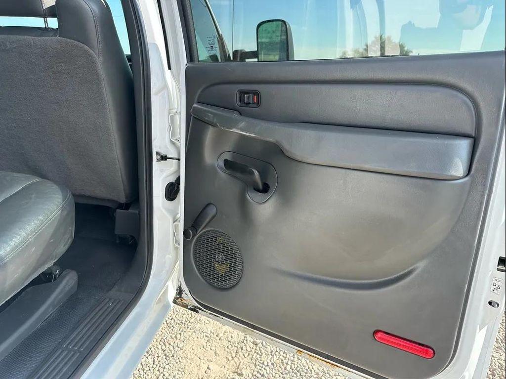 used 2004 GMC Sierra 2500 car, priced at $12,980