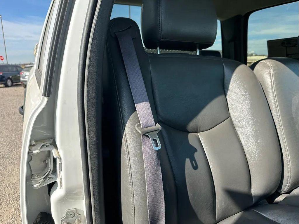 used 2004 GMC Sierra 2500 car, priced at $12,980