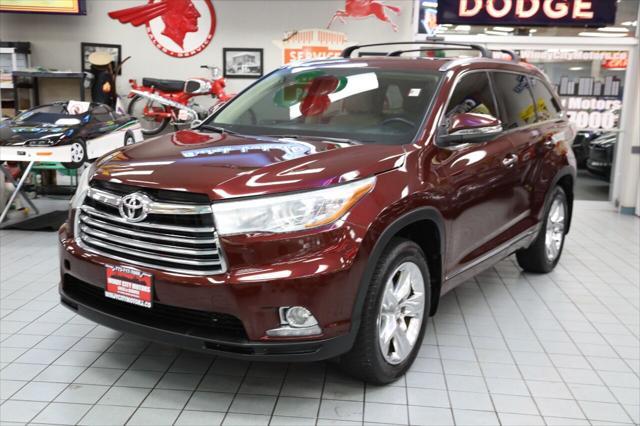 used 2015 Toyota Highlander car, priced at $21,850