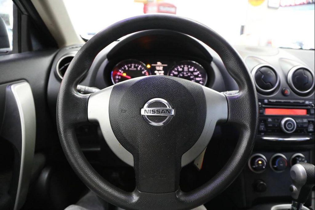 used 2014 Nissan Rogue Select car, priced at $7,896