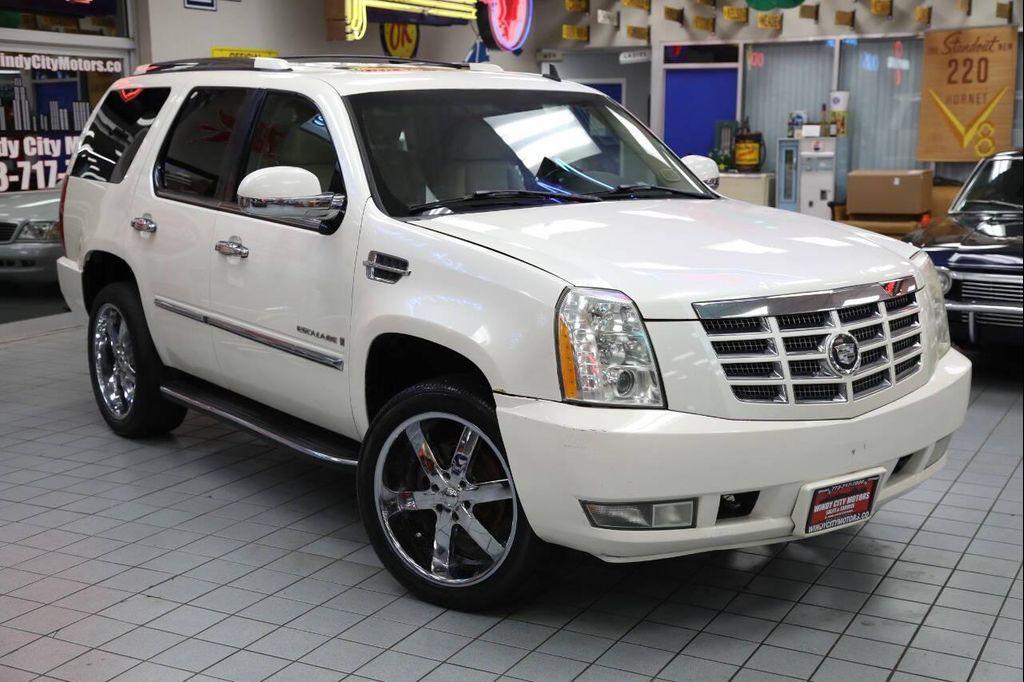 used 2007 Cadillac Escalade car, priced at $8,995