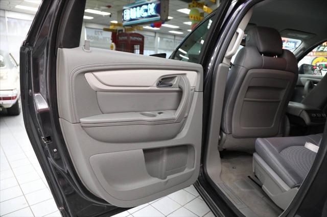 used 2015 Chevrolet Traverse car, priced at $12,896