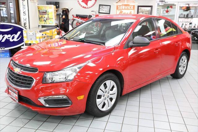 used 2015 Chevrolet Cruze car, priced at $9,896